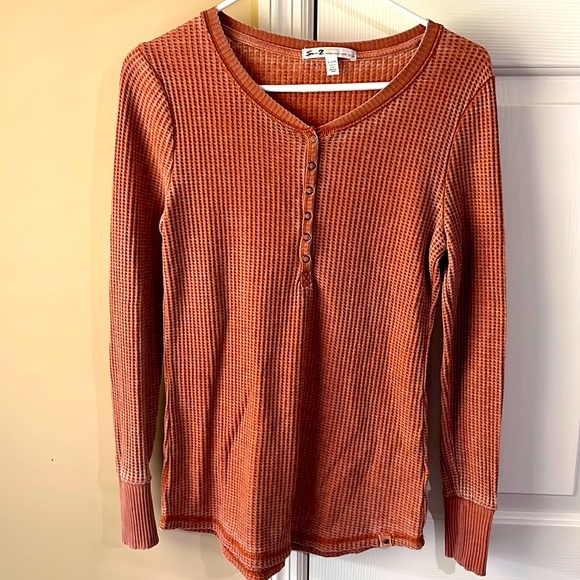 Women’s Waffle Top - Picture 1 of 2